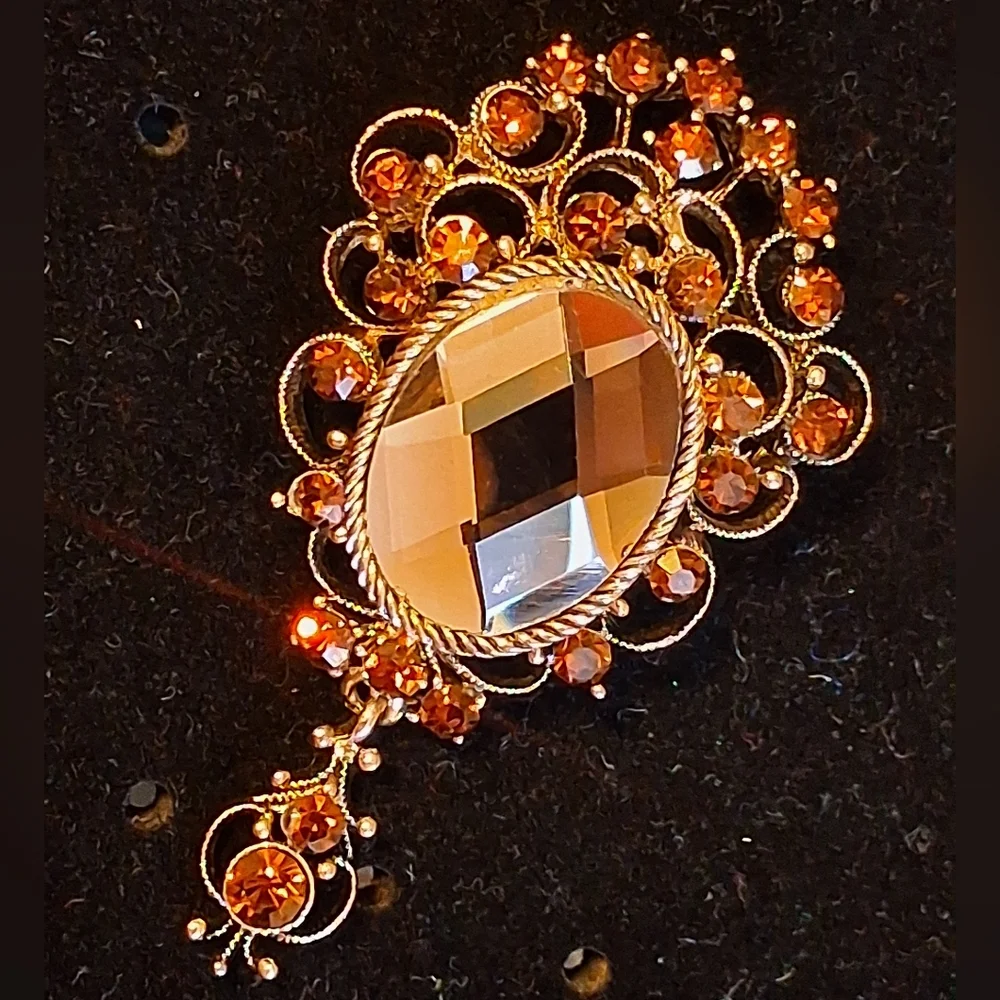 Vintage Look Elegant Goldtone Filigree Brooch With A Large 